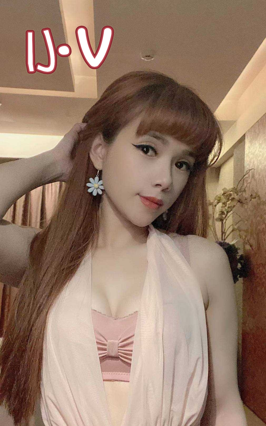 小V (1)